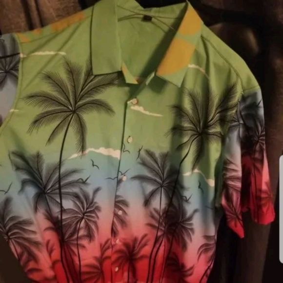 Hawaiian Multicolored Palm Tree Button Down Shirt Short Sleeve NWOT Mens Sz. XL - Picture 2 of 10